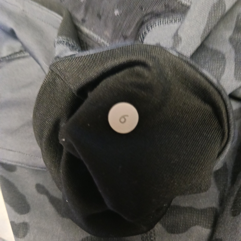 Lululemon athletica just breathe leggings crop animal swirl yoga full-on lutreme - Picture 4 of 10